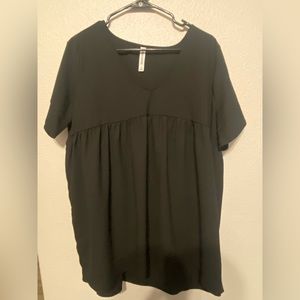 NWOT Black Top